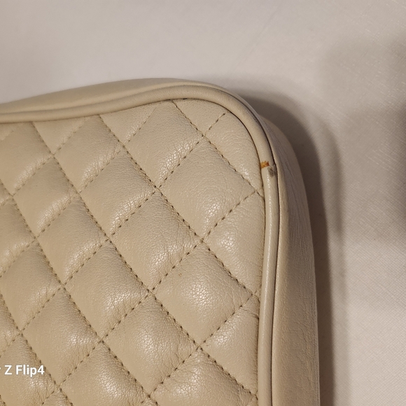 Vintage Ganson Cream Quilted Crossbody Bag with Gold Hardware - Picture 14 of 16